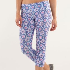 Lululemon Patterned Leggings Size 4